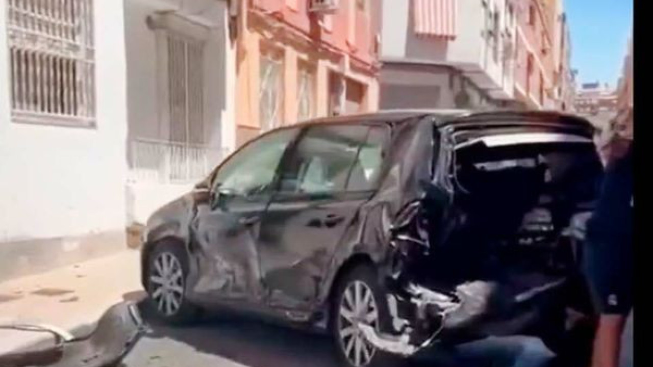 Detienen a conductor que chocó contra varios autos y generó video viral