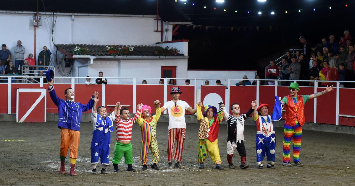 Prohibido en España, se presenta en las Landas un espectáculo con "toreros enanos"