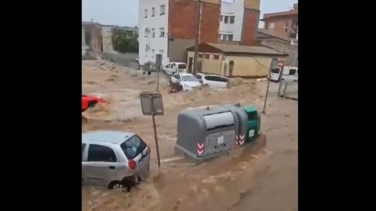 Fuertes lluvias, calles cerradas y dos muertos.  La DANA deja a España en alerta