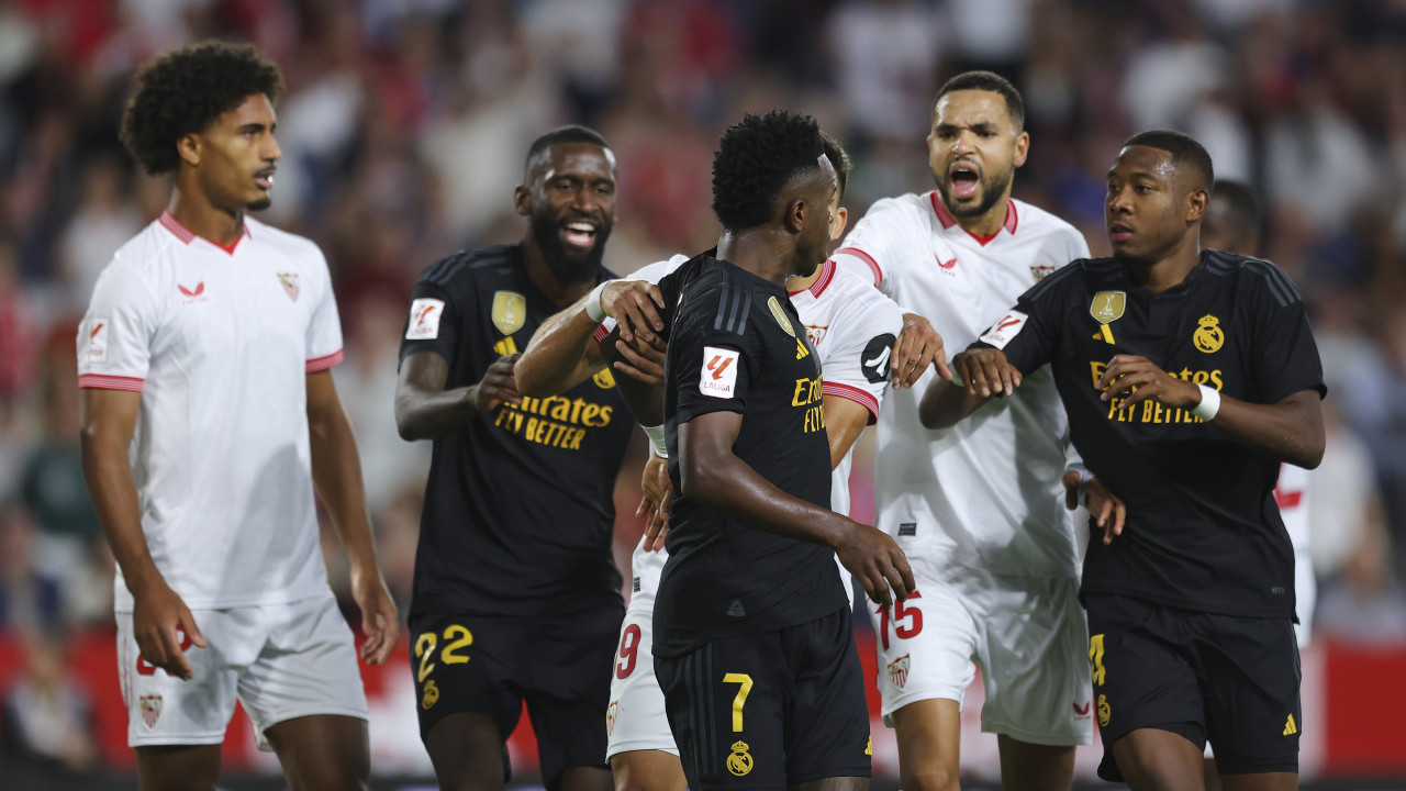 El Sevilla expulsa a un aficionado que mostró comportamiento racista en el partido contra la Real
