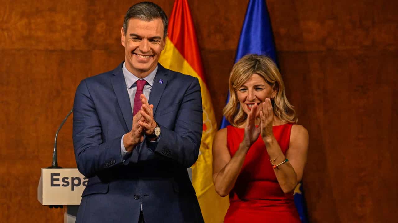 El Parlamento español inicia un debate de dos días para la reelección de Sánchez