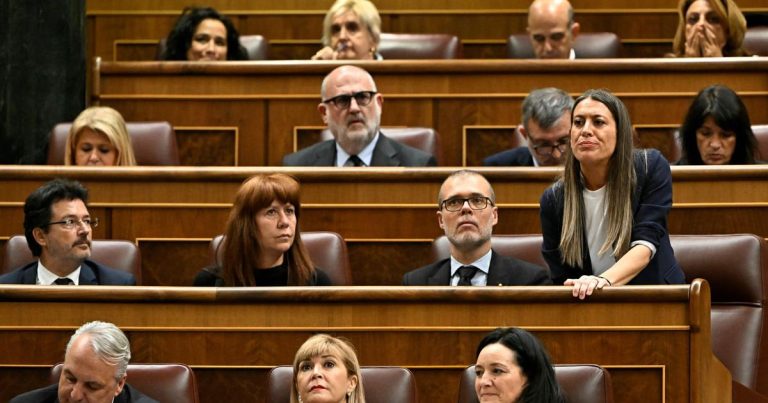 En España, el independentismo catalán Junts hace tropezar a Pedro Sánchez