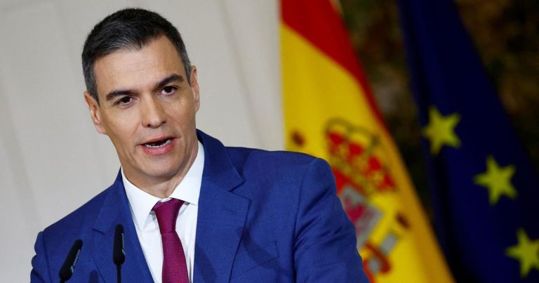 España: Pedro Sánchez ha adoptado dolorosamente dos de los tres decretos presentados al Parlamento