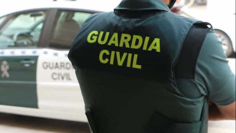 Ocho detenidos tras la muerte de guardias españoles en Cádiz