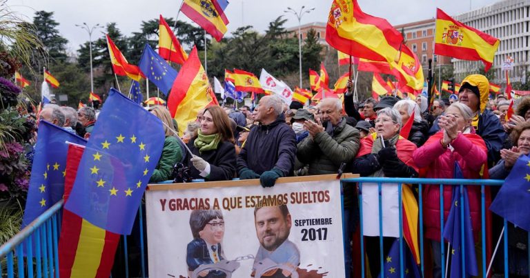 Manifestación en Madrid contra la ley de amnistía para los separatistas catalanes