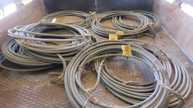 Robaron cables de cobre por valor de 28.000€ (que iban a iluminar la ciudad)