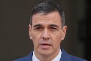 En España, Pedro Sánchez como heraldo del Estado palestino