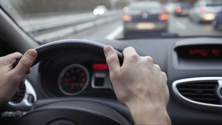 Un hombre de 42 años fue sorprendido conduciendo sin licencia válida… por novena vez