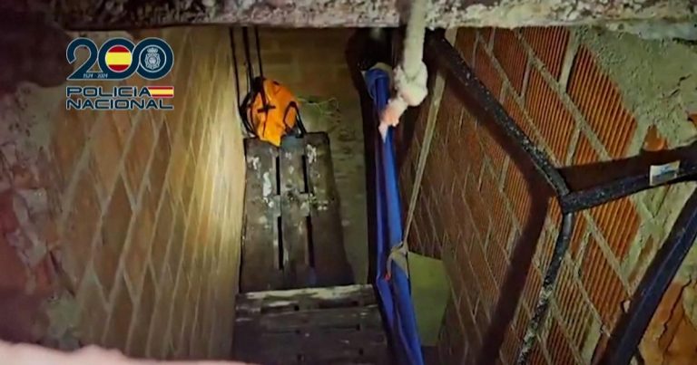 Rieles, vagones, poleas… Imágenes de un túnel de transporte de droga descubierto entre Marruecos y España