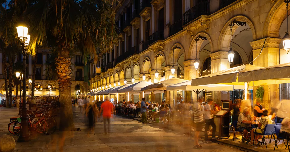 España preparada para cerrar las terrazas de bares y restaurantes este verano en caso de mucho calor