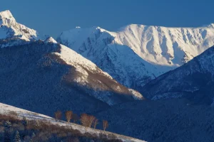 Pirineos: vandalizada la cruz instalada por un adolescente en la cima más alta