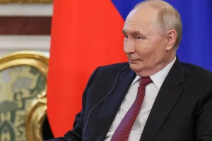 Rusia quiere librar una “guerra legal” contra Occidente, dice el servicio de inteligencia de Letonia