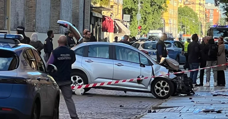 Ataque en Módena: una de las personas atropelladas por un coche sucumbe a sus heridas