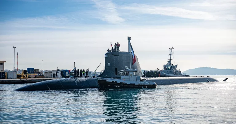 Cazador, guardaespaldas y espía… El submarino de ataque nuclear “Tourville”, la “auténtica navaja suiza” de la Armada francesa
