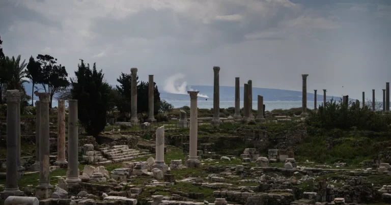 Dañada por las operaciones israelíes en el Líbano, la antigua Tiro “en peligro” según la UNESCO