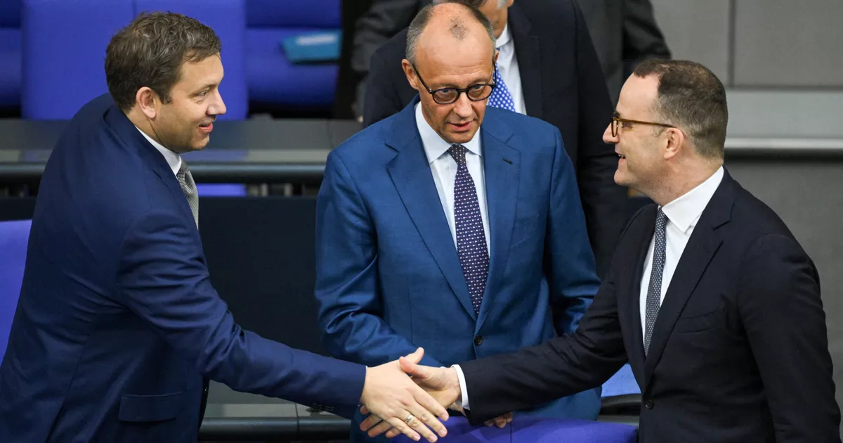 En Alemania, el ejecutivo debilitado por el recurso de tono conservador al GPA