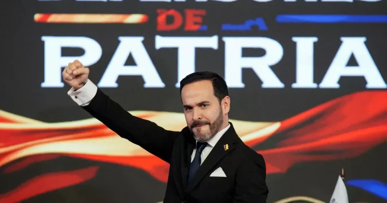 En Colombia, Abelardo de la Espriella orquesta su toma de poder