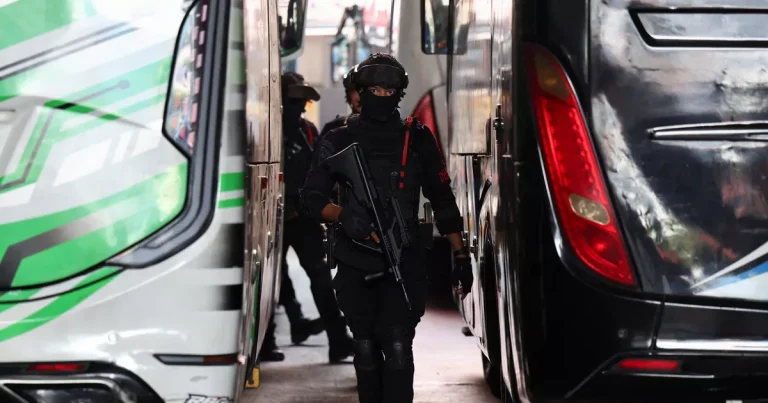 Indonesia: detenido ex fiscal anticorrupción, incautados de sus propiedades 19 millones de dólares y 74 kg de lingotes de oro