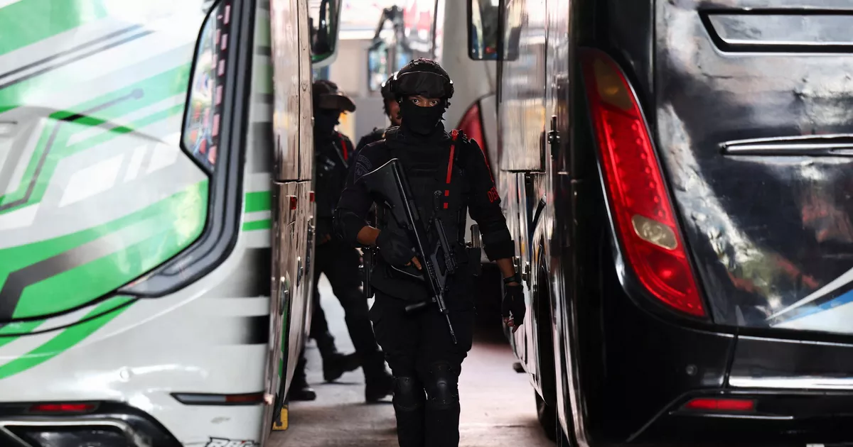 Indonesia: detenido ex fiscal anticorrupción, incautados de sus propiedades 19 millones de dólares y 74 kg de lingotes de oro