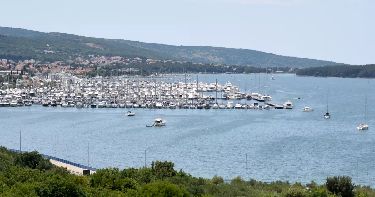 Croacia: cuatro turistas portugueses desaparecen en el mar Adriático, dos supervivientes rescatados