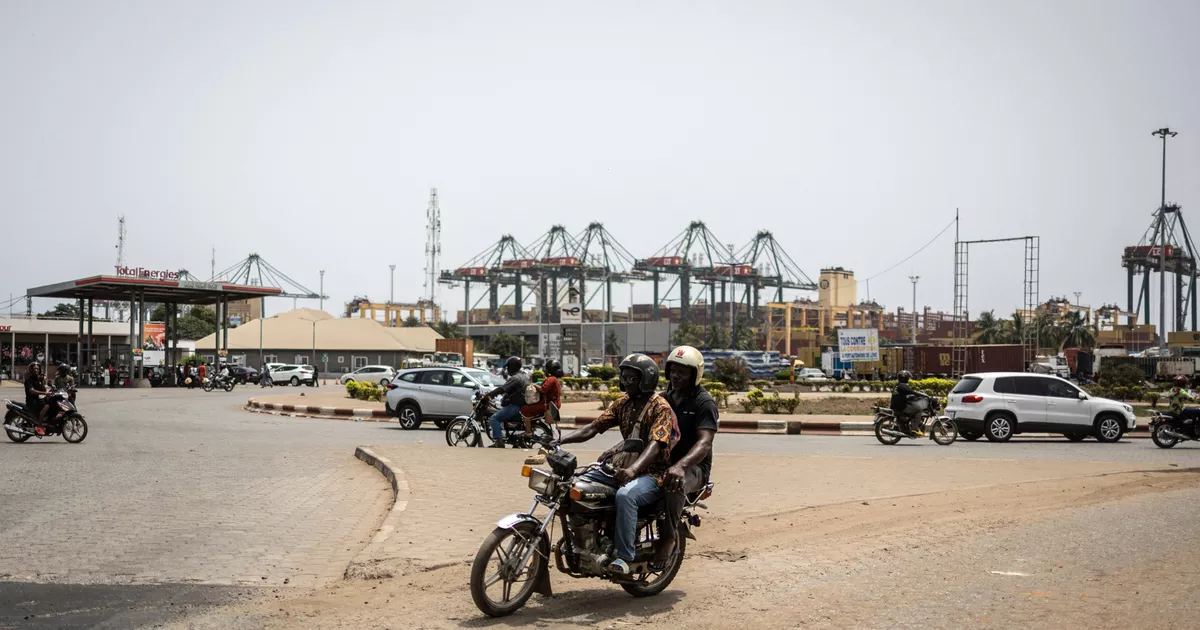Directores franceses detenidos en Togo: el gobierno togolés indica que la justicia tiene “pruebas serias” contra ellos