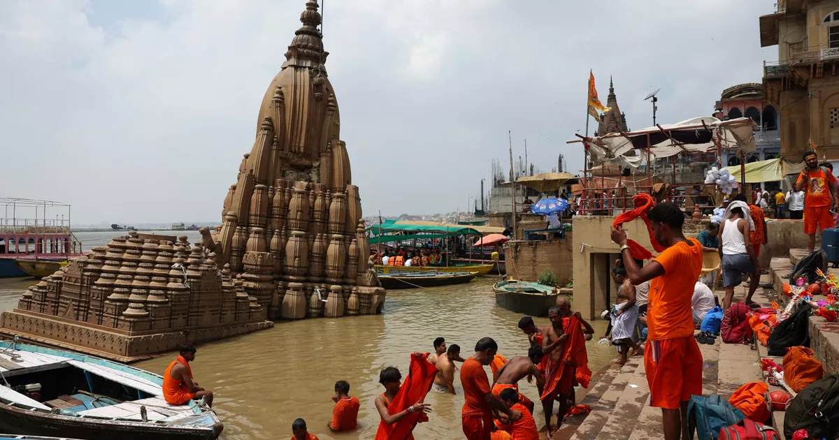 India: Estampida en un templo hindú deja al menos siete muertos y 19 heridos