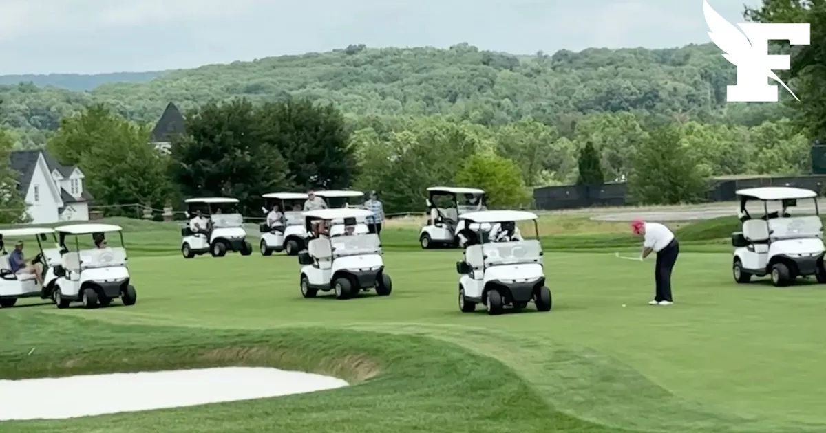 “¡Eso es talento!”: Donald Trump publica video de su “tiro ganador” en golf