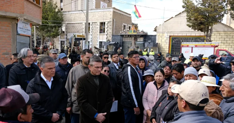 Bolivia: el presidente evoca un “posible ataque” tras las mortíferas explosiones en una instalación militar