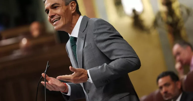 Ceuta: La inteligencia española contradice a Pedro Sánchez, que afirmó no haber recibido ningún informe que le permitiera anticipar los hechos