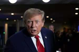 Donald Trump obliga a Reino Unido a revisar el acuerdo de Chagos y la base estratégica de Diego García