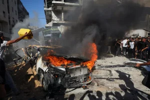 En Gaza, casi un año después del alto el fuego, Israel continúa la caza de Hamás