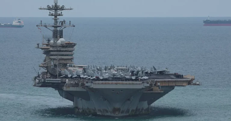 Guerra en Medio Oriente: la administración Trump admite ocho intentos de suicidio en el portaaviones Lincoln