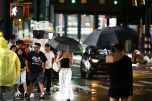 Más de 40 millones de estadounidenses se preparan para una tormenta inusualmente rara en el noreste