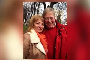 Piloto de rally, “bon vivant”, “sin aspavientos”… ¿Quiénes eran el francés de 79 años y su mujer asesinados en su casa de Portugal?