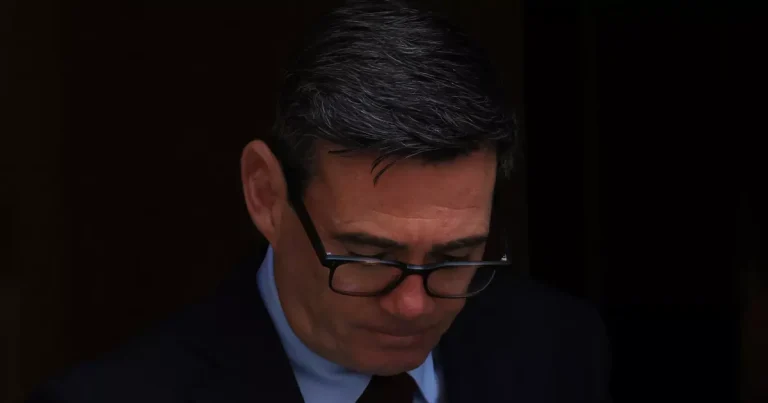 Reino Unido: Andy Burnham suspende su agenda oficial, lamentando la muerte de su padre
