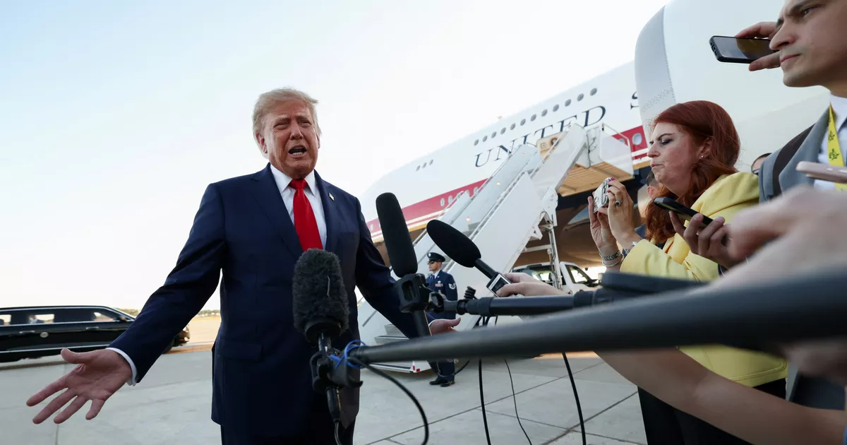 Trump amenaza con cortar el comercio con la UE por su "ridículo" plan de asociarse con Canadá