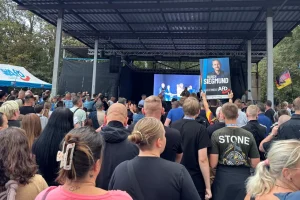 «¡Vamos a ganar!» »: en Sajonia-Anhalt, un día de campaña con el partido de extrema derecha AfD, más cerca que nunca del poder