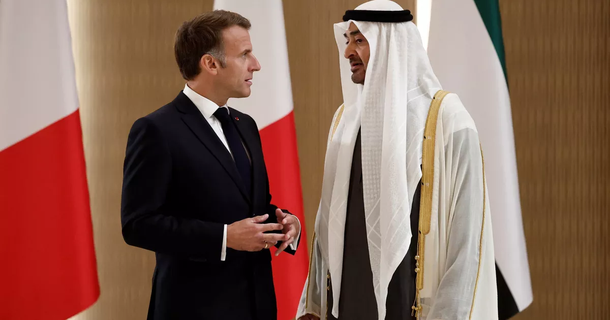 Emmanuel Macron zarpa en el Golfo Pérsico