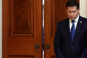 Estados Unidos continúa su ofensiva en el Ártico enviando a Marco Rubio a Islandia