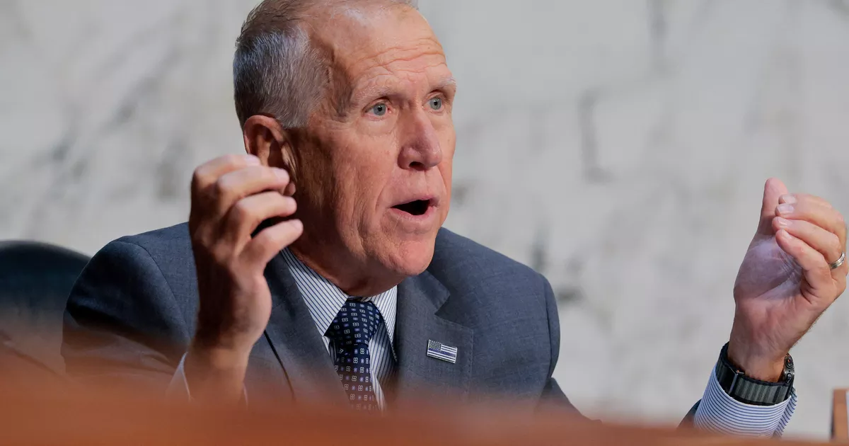 Estados Unidos: funcionarios electos demócratas y republicanos consideran contrario a derecho el acuerdo sobre diésel entre Washington y Moscú