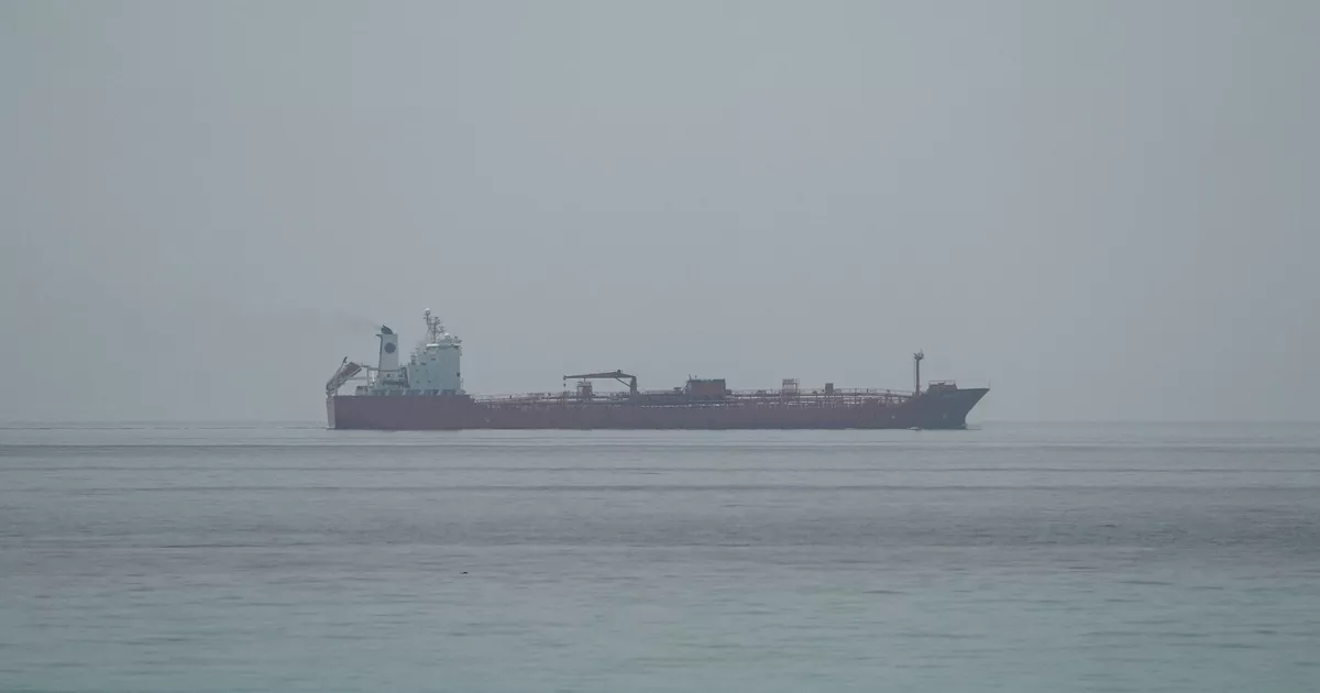 Guerra en Oriente Medio: un petrolero alcanzado por múltiples proyectiles frente a las costas de Qatar, varias víctimas