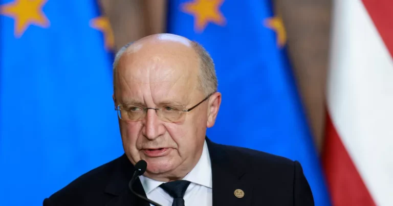 “Ha llegado el momento”: la UE y Kiev deben desarrollar su propio plan para la paz en Ucrania, afirma el Comisario Europeo de Defensa